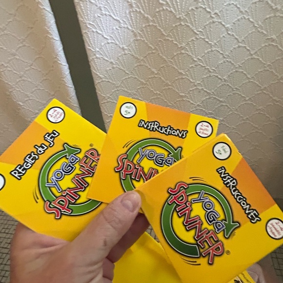 Yoga Spinner game - New in box ! All cards are sealed! Box is torn a little! - Picture 2 of 10